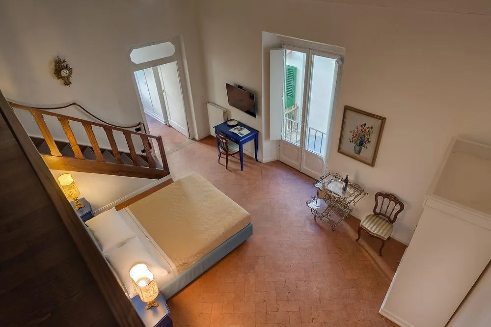 *** Penzion Hotel Residenza D'Epoca Borgo Albizi Florencie Itálie