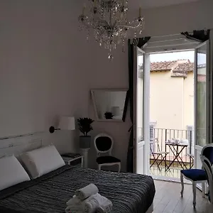 Bed & Breakfast In San Frediano